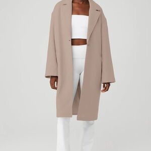 ALO Yoga VIP Blazer Trench Size XL NWT in Taupe